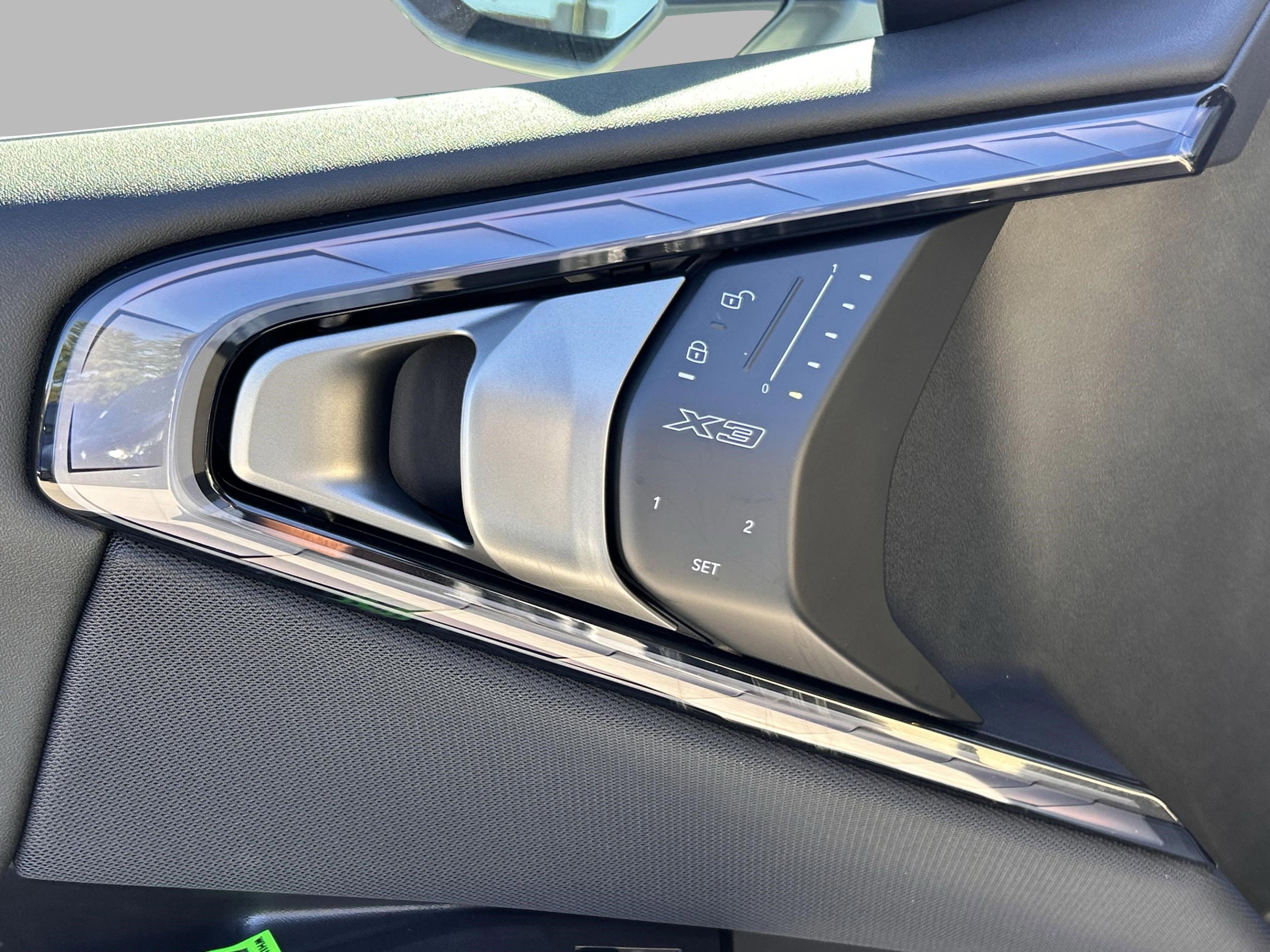 Used 2026 BMW X3 xDrive30 w/ Convenience Package image 17