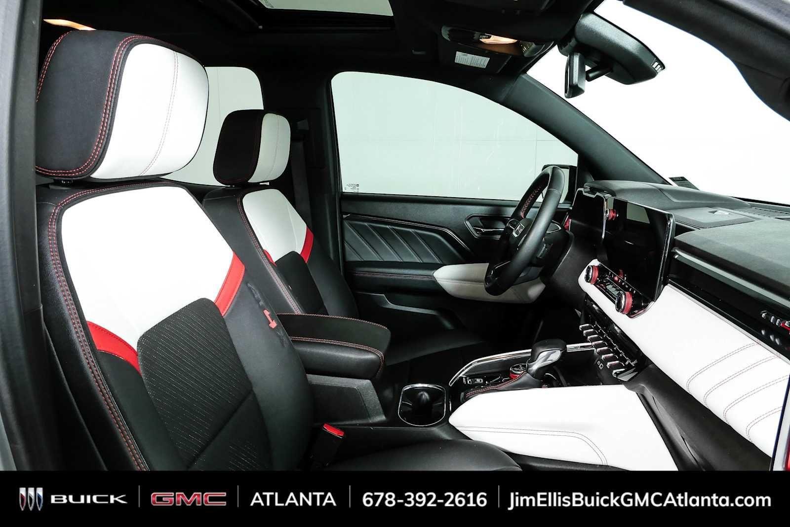 Used 2024 GMC Canyon AT4X AWD/4WD image 24