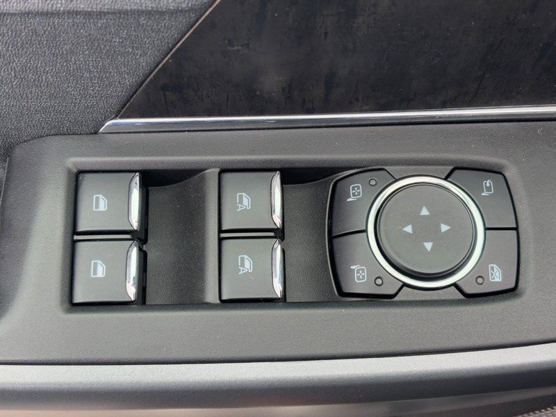 Used 2024 Ford F350 Lariat w/ Chrome Package image 24