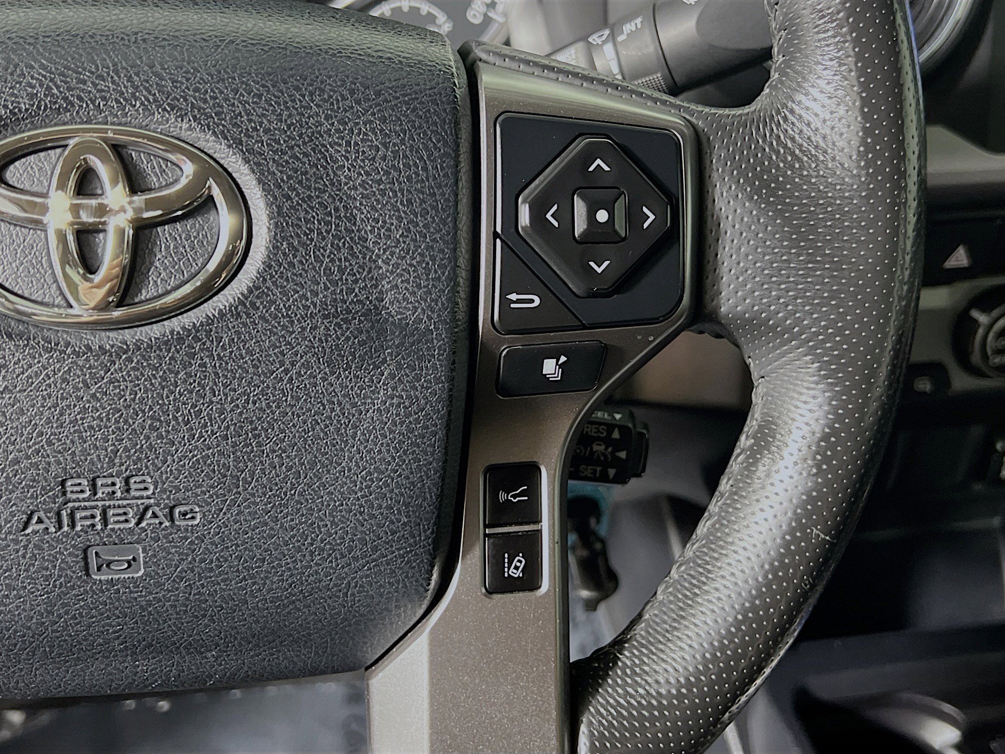 Used 2019 Toyota Tacoma SR5 RWD image 20