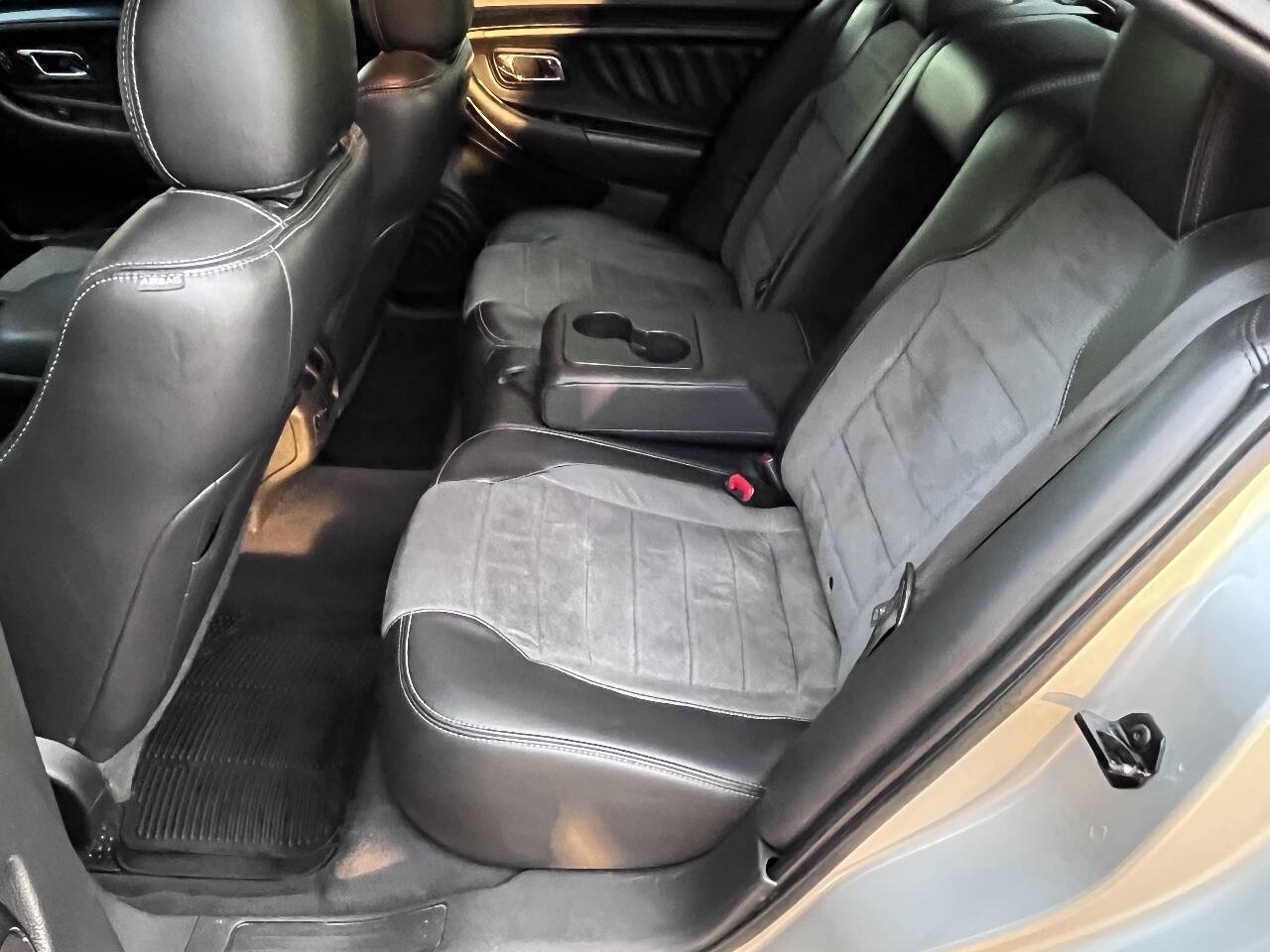 Used 2019 Ford Taurus SHO AWD/4WD image 22