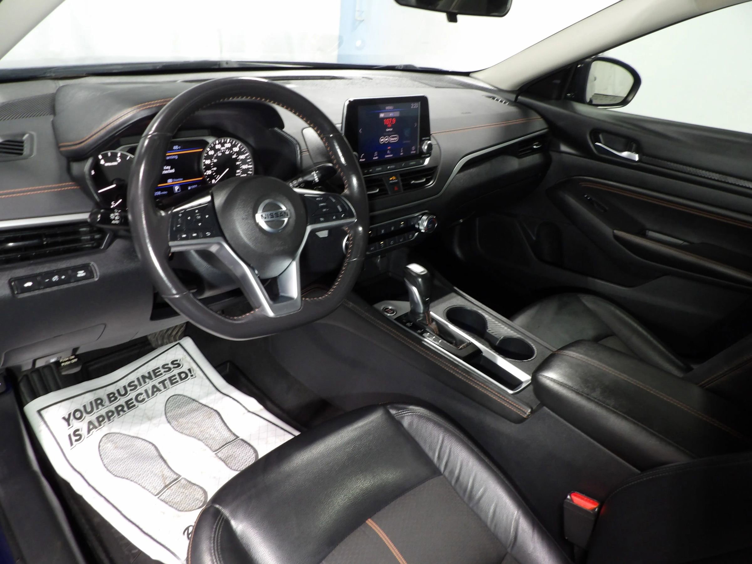 Used 2022 Nissan Altima 2.0 SR image 10