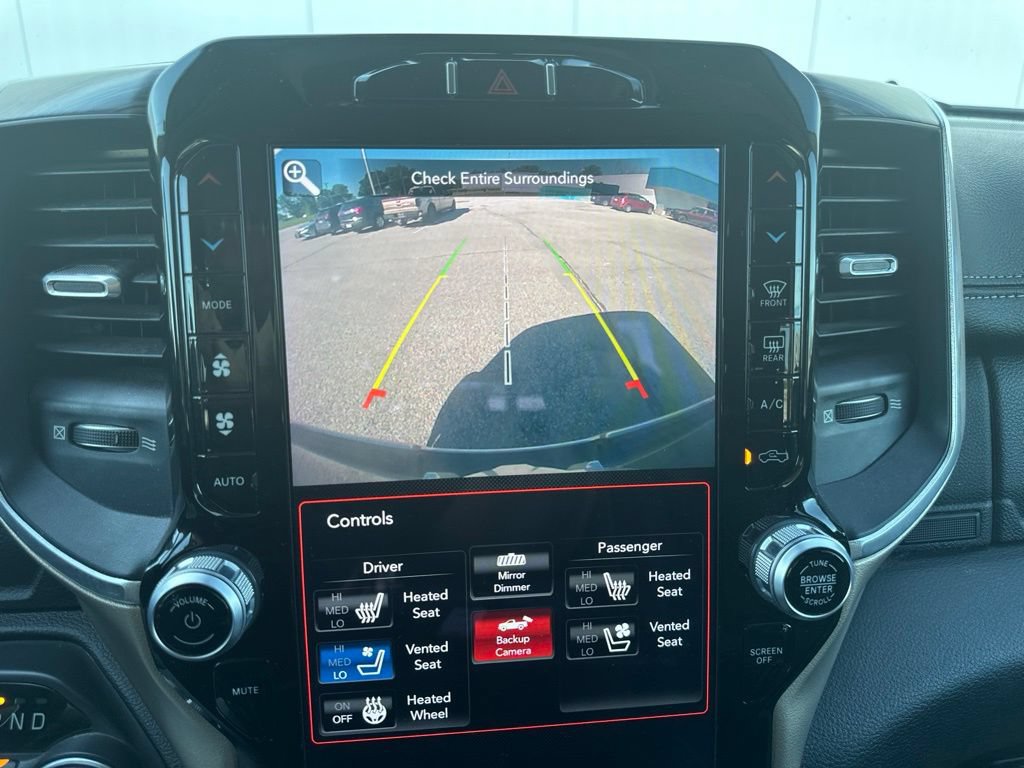 Used 2020 RAM 1500 Laramie AWD/4WD image 46