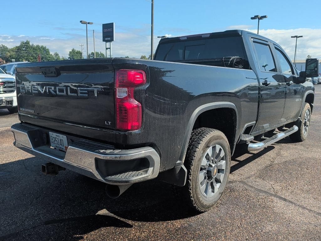 Used 2021 Chevrolet Silverado 2500 LT w/ Convenience Package AWD/4WD image 9