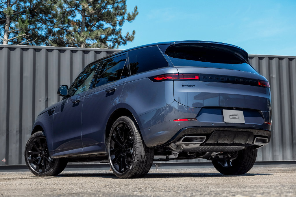 New 2026 Land Rover Range Rover Sport Dynamic SE AWD/4WD image 2