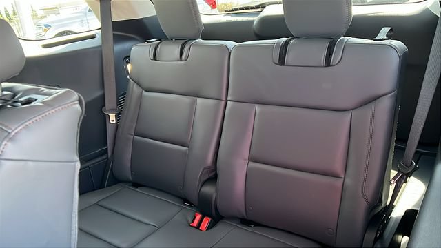 New 2026 Ford Explorer Active w/ Active Comfort Package RWD image 17