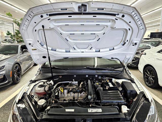 Used 2019 Volkswagen Golf S image 35