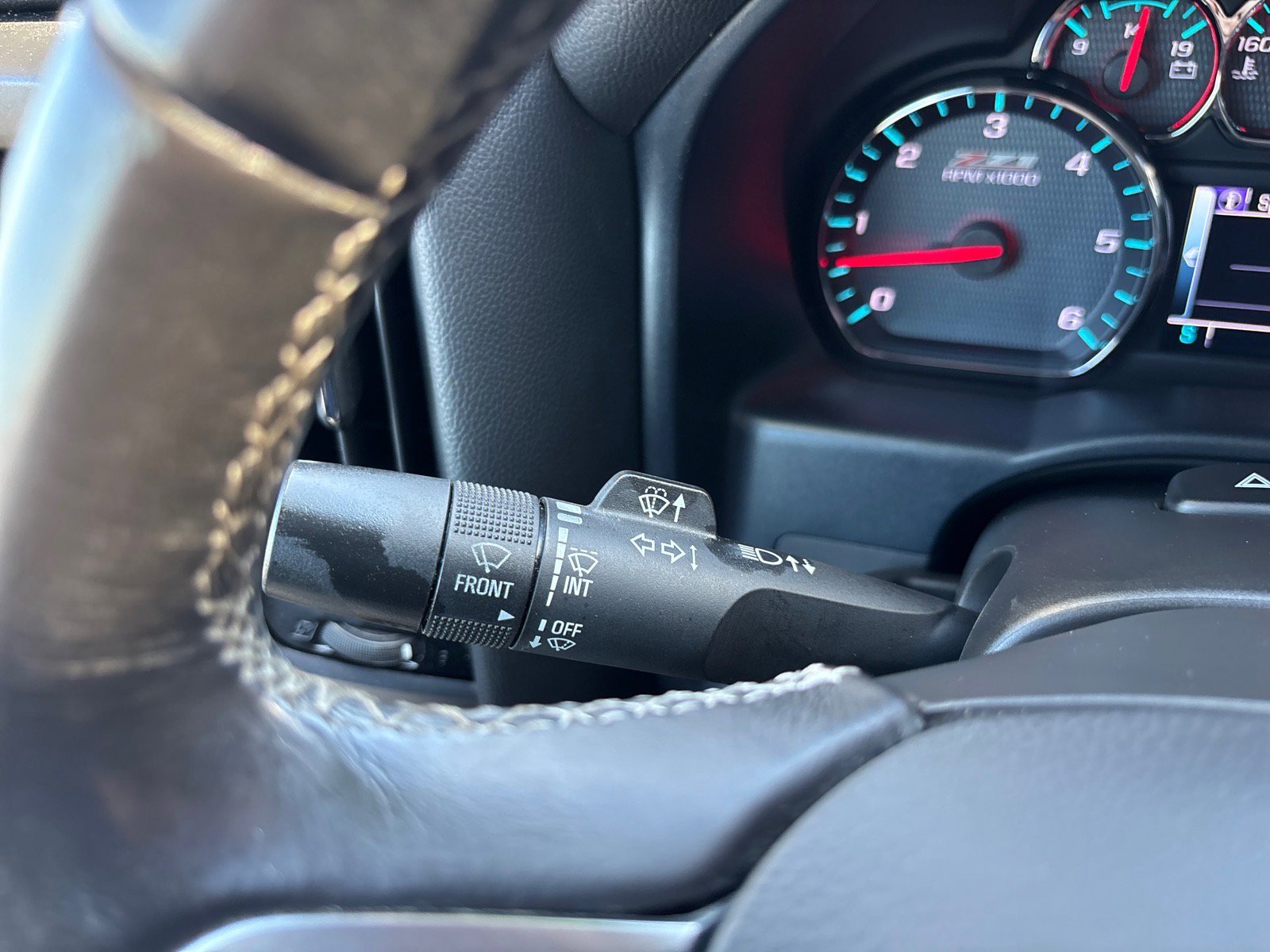 Used 2017 Chevrolet Silverado 1500 LT w/ Midnight Edition image 26