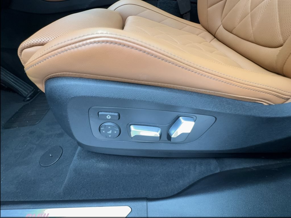 Used 2023 BMW X5 sDrive40i w/ Climate Comfort Package RWD image 20