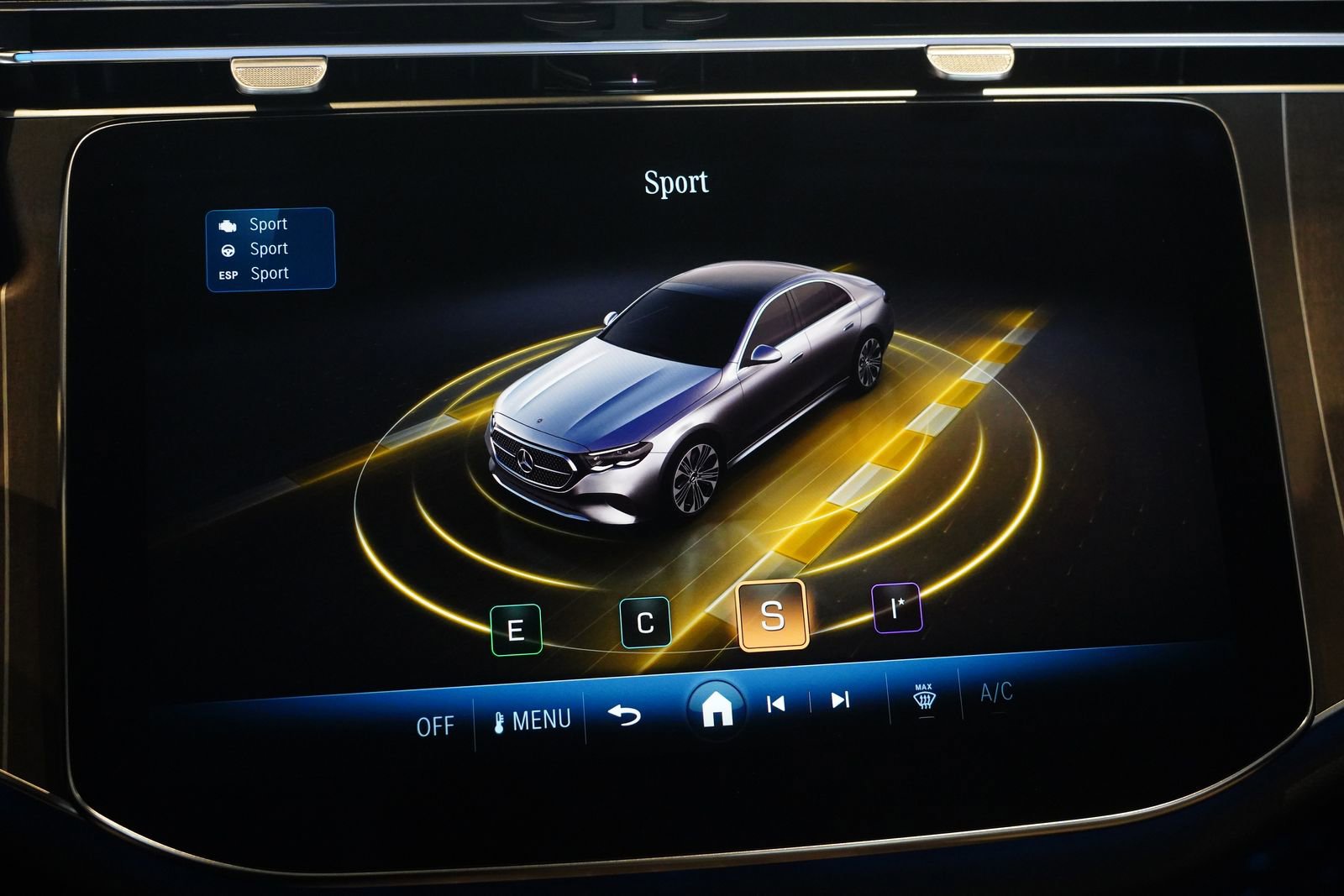 Used 2025 Mercedes-Benz E 350 4MATIC Sedan image 24