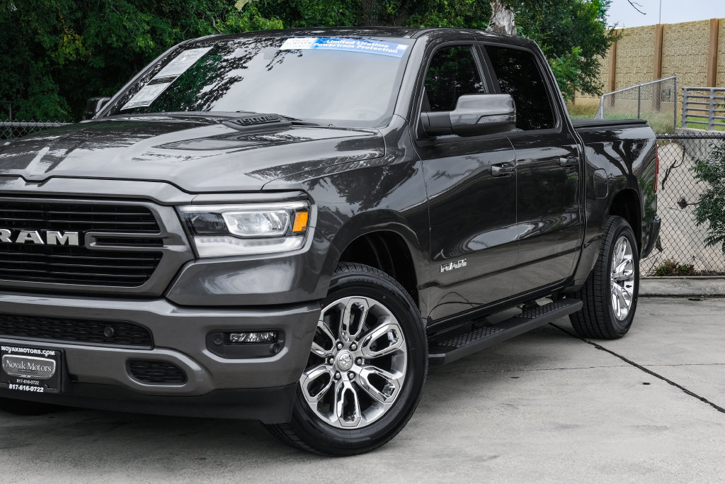 Used 2023 RAM 1500 Laramie AWD/4WD image 13