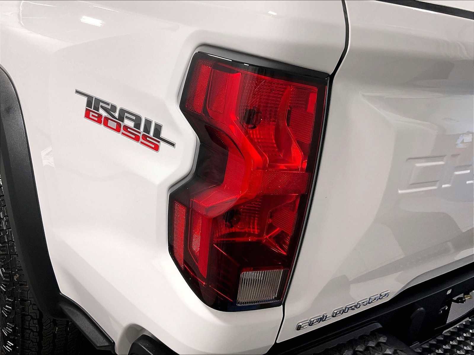 Used 2024 Chevrolet Colorado Trail Boss image 33