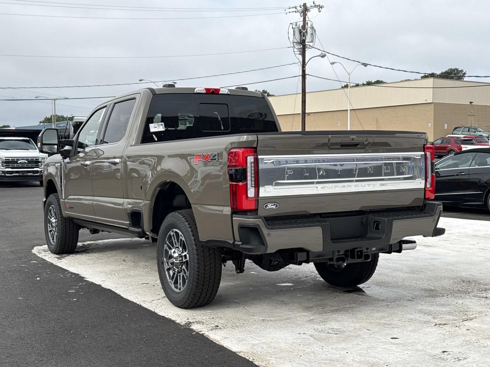 New 2027 Ford F250 Platinum w/ Platinum Plus Package AWD/4WD image 5