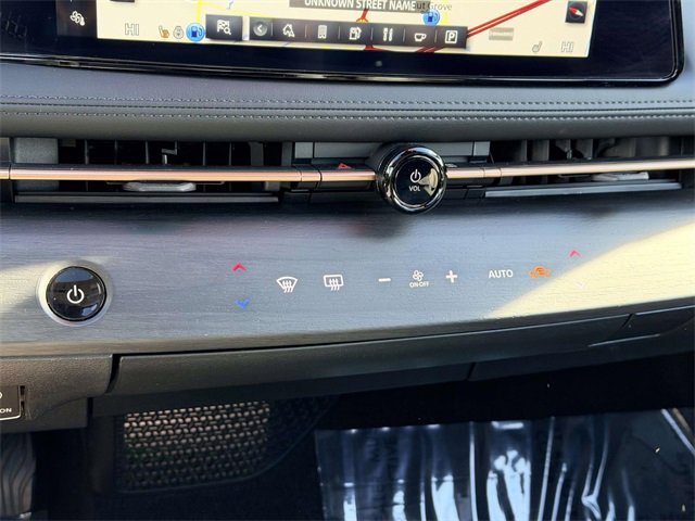 Used 2023 Nissan Ariya AWD image 23