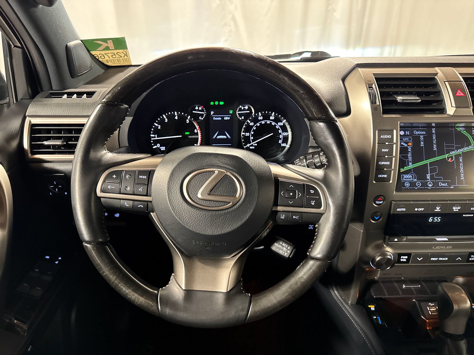 Used 2021 Lexus GX 460 Premium w/ Accessory Package AWD/4WD image 20
