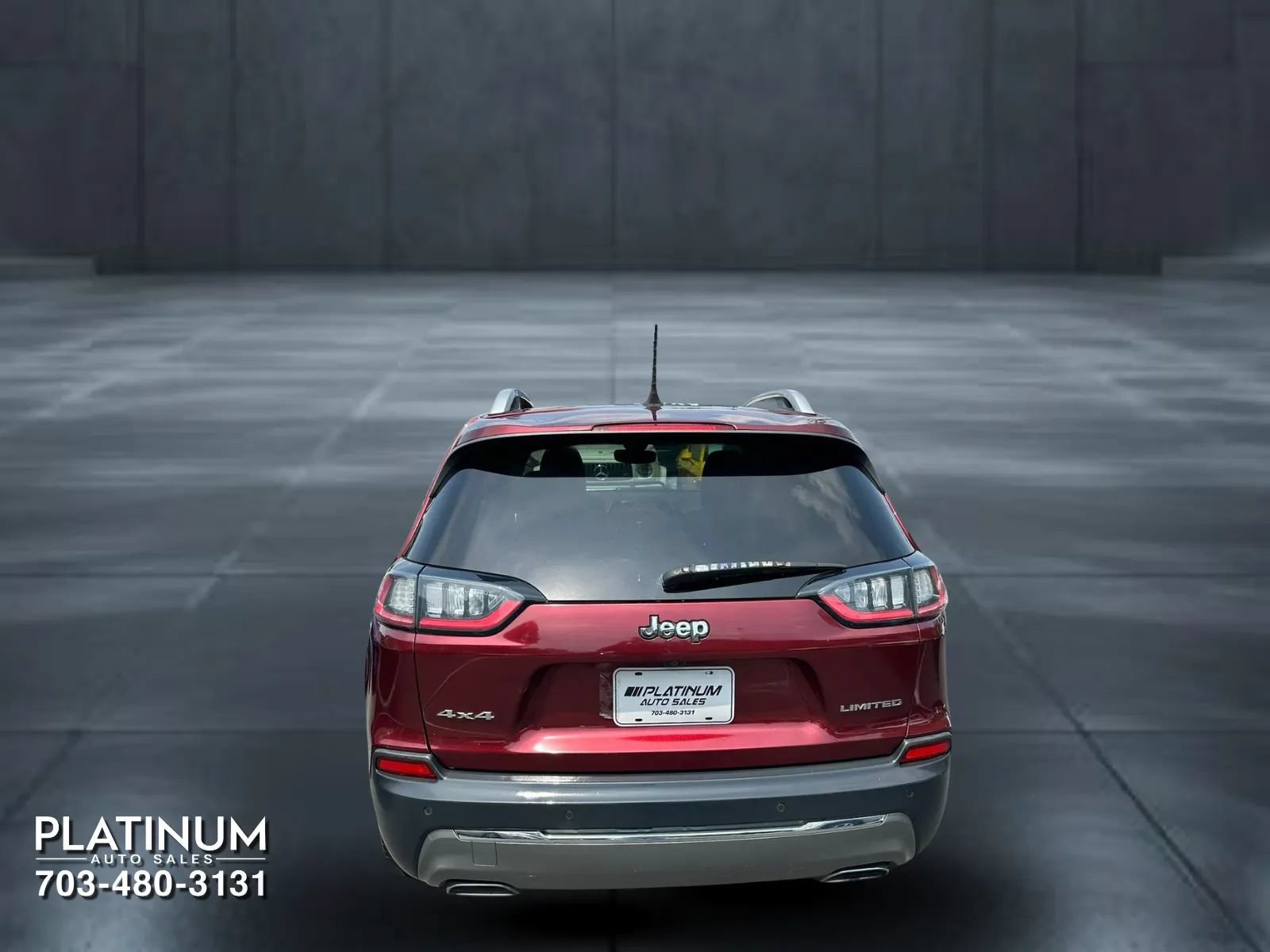 Used 2019 Jeep Cherokee Limited AWD/4WD image 7