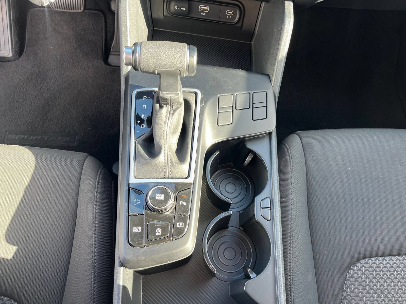 Used 2025 Kia Sportage LX FWD image 40
