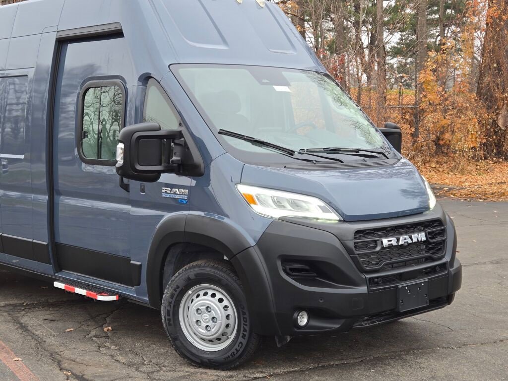 Used 2024 RAM ProMaster 3500 image 3