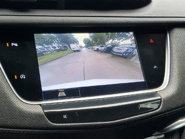 Certified 2024 Cadillac XT6 Luxury FWD image 28