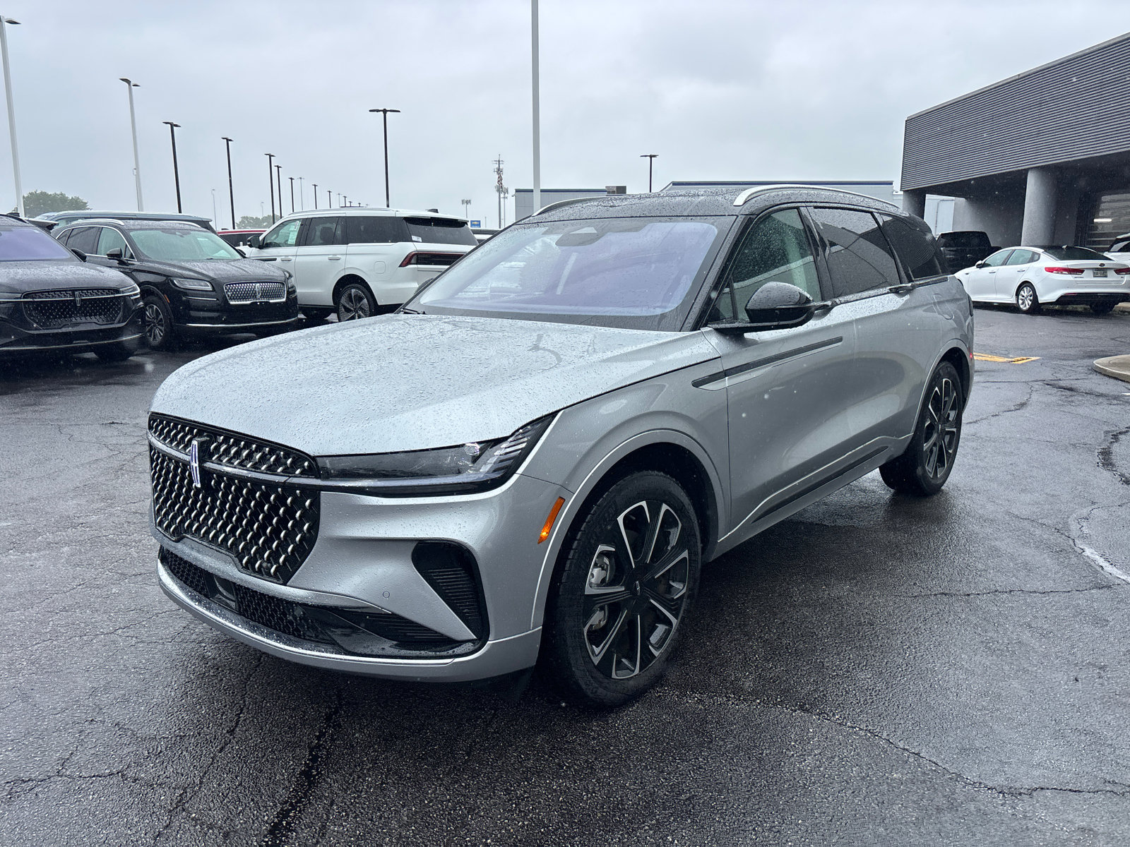 New 2026 Lincoln Nautilus Reserve AWD/4WD image 3