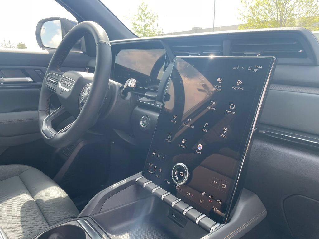 New 2026 GMC Terrain AT4 AWD/4WD image 30