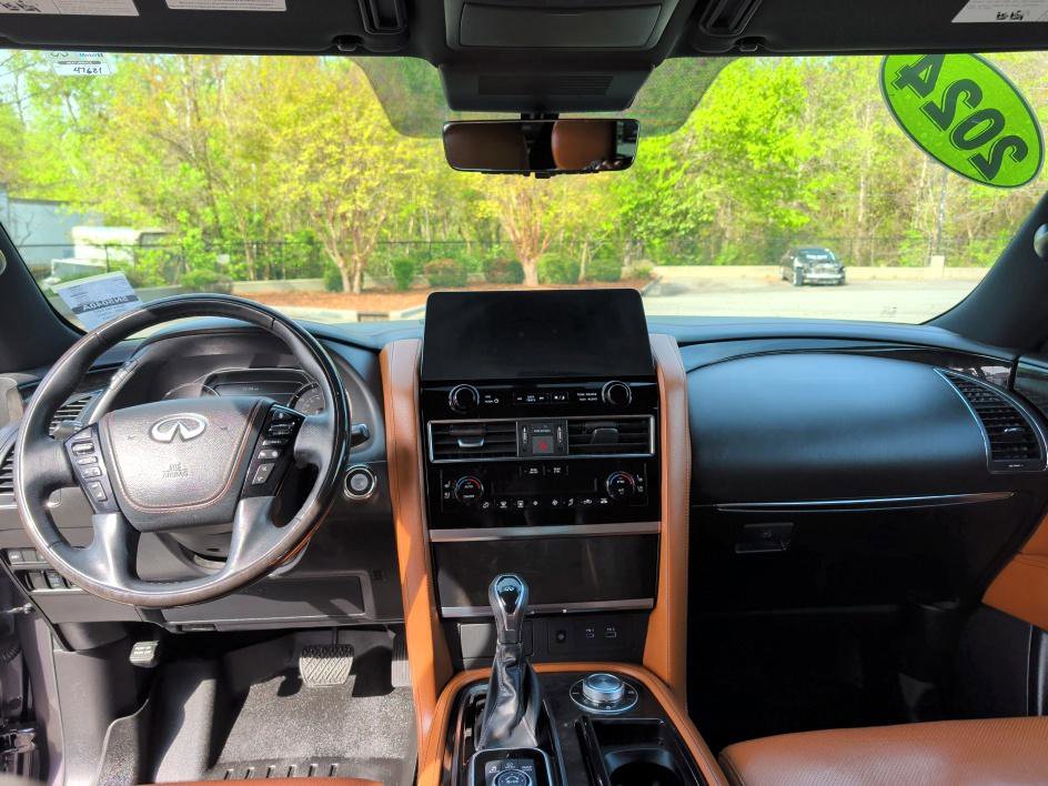 Used 2024 INFINITI QX80 Sensory w/ Cargo Package image 11