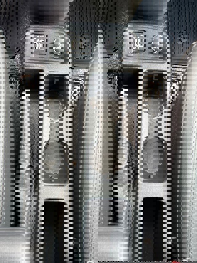 Used 2020 Ford Transit Connect XL image 18