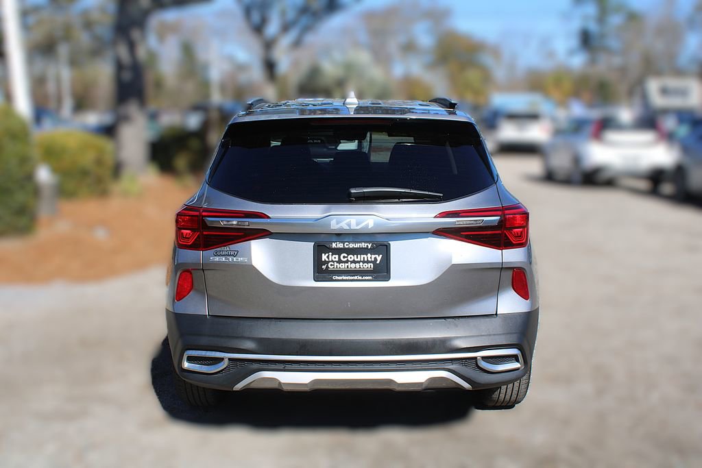 Certified 2023 Kia Seltos S image 9