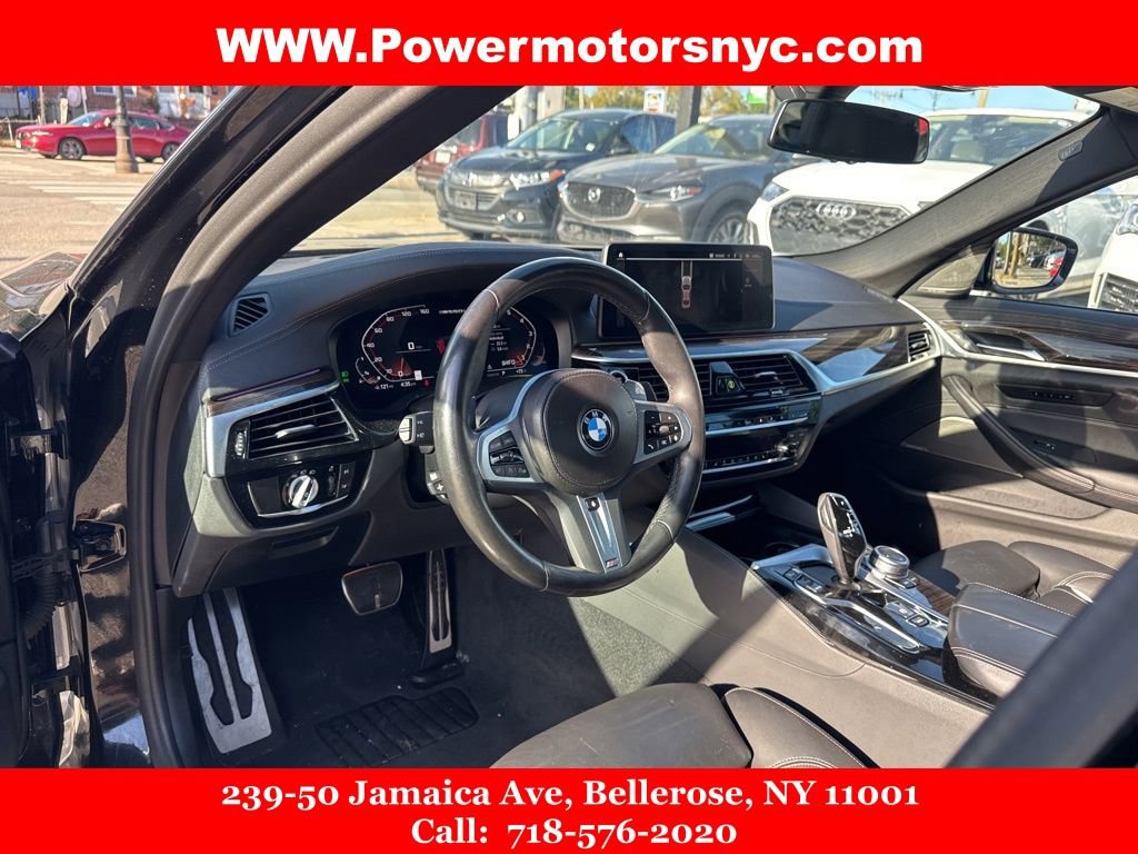 Used 2022 BMW M550i xDrive M550i xDrive w/ Executive Package image 30