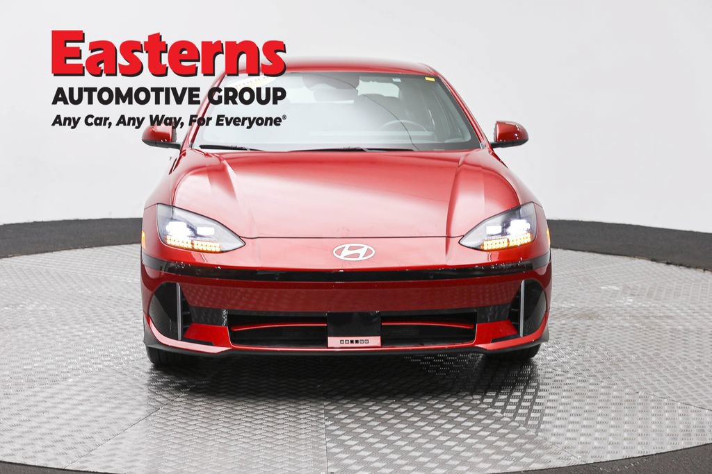 Used 2024 Hyundai Ioniq 6 SE AWD/4WD image 2