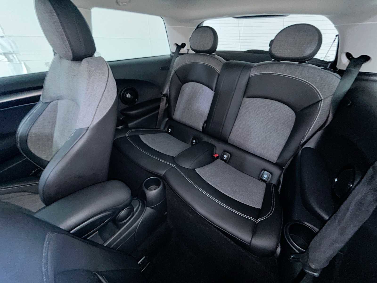 Used 2023 MINI Cooper SE image 25