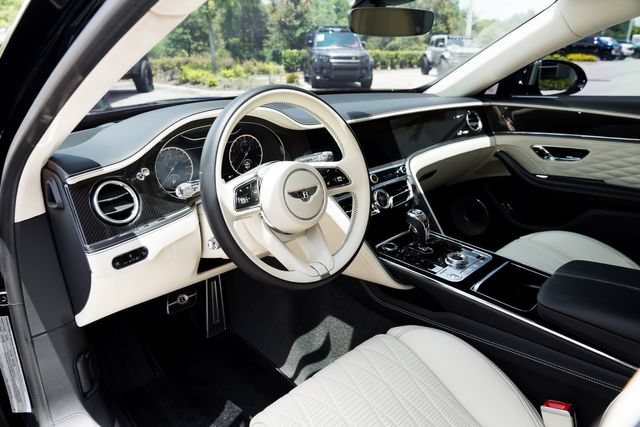 Used 2023 Bentley Flying Spur Azure AWD/4WD image 22