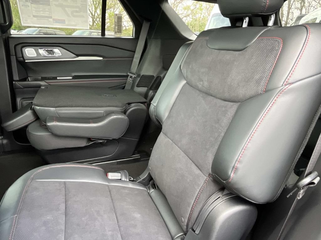 New 2026 Ford Explorer ST w/ Sun And Sound Package AWD/4WD image 26