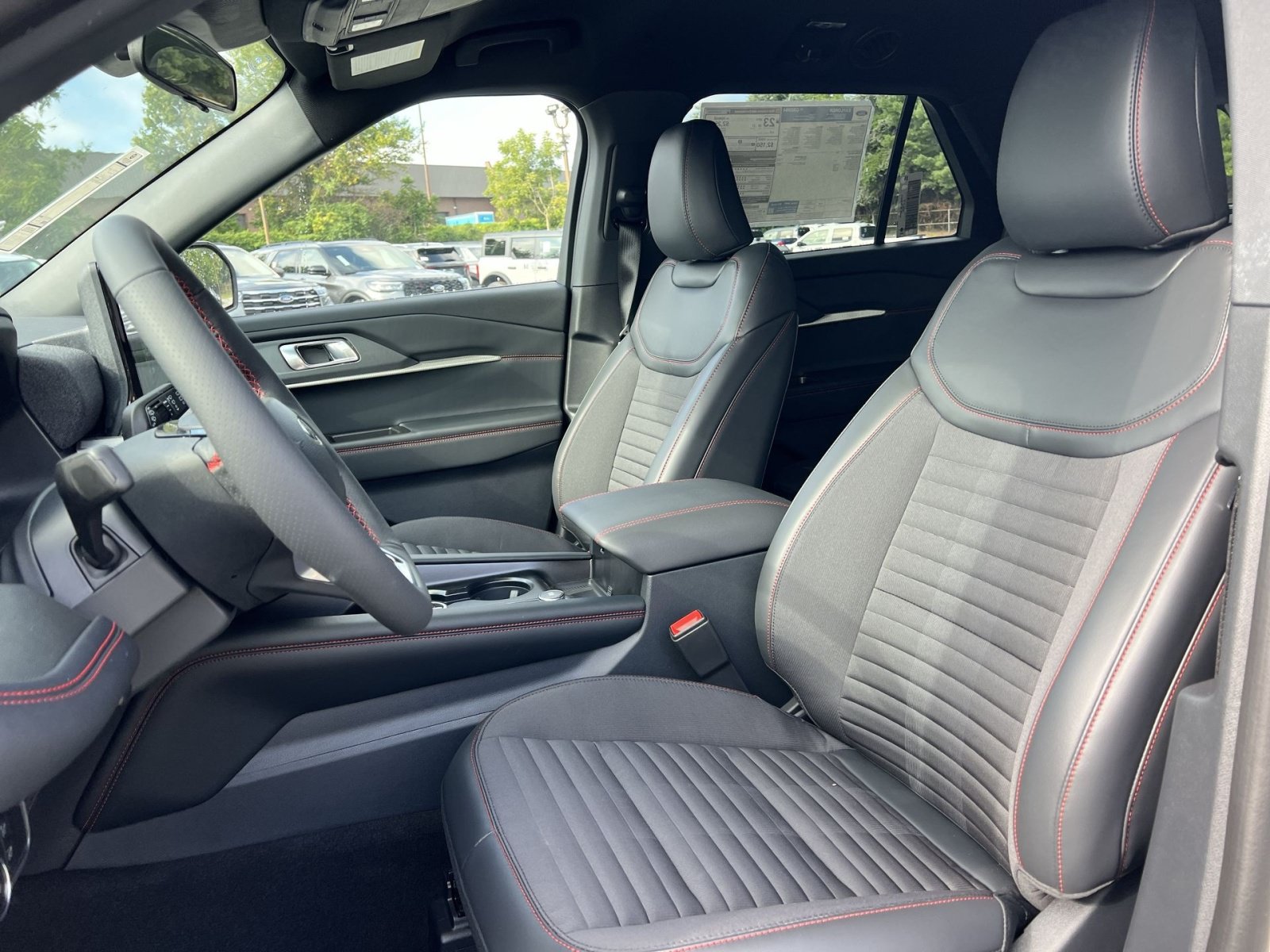 New 2026 Ford Explorer ST-Line AWD/4WD image 13