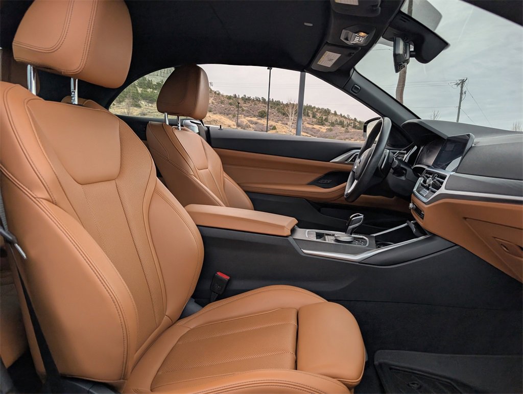 Used 2023 BMW 430i xDrive Convertible w/ Convenience Package image 22