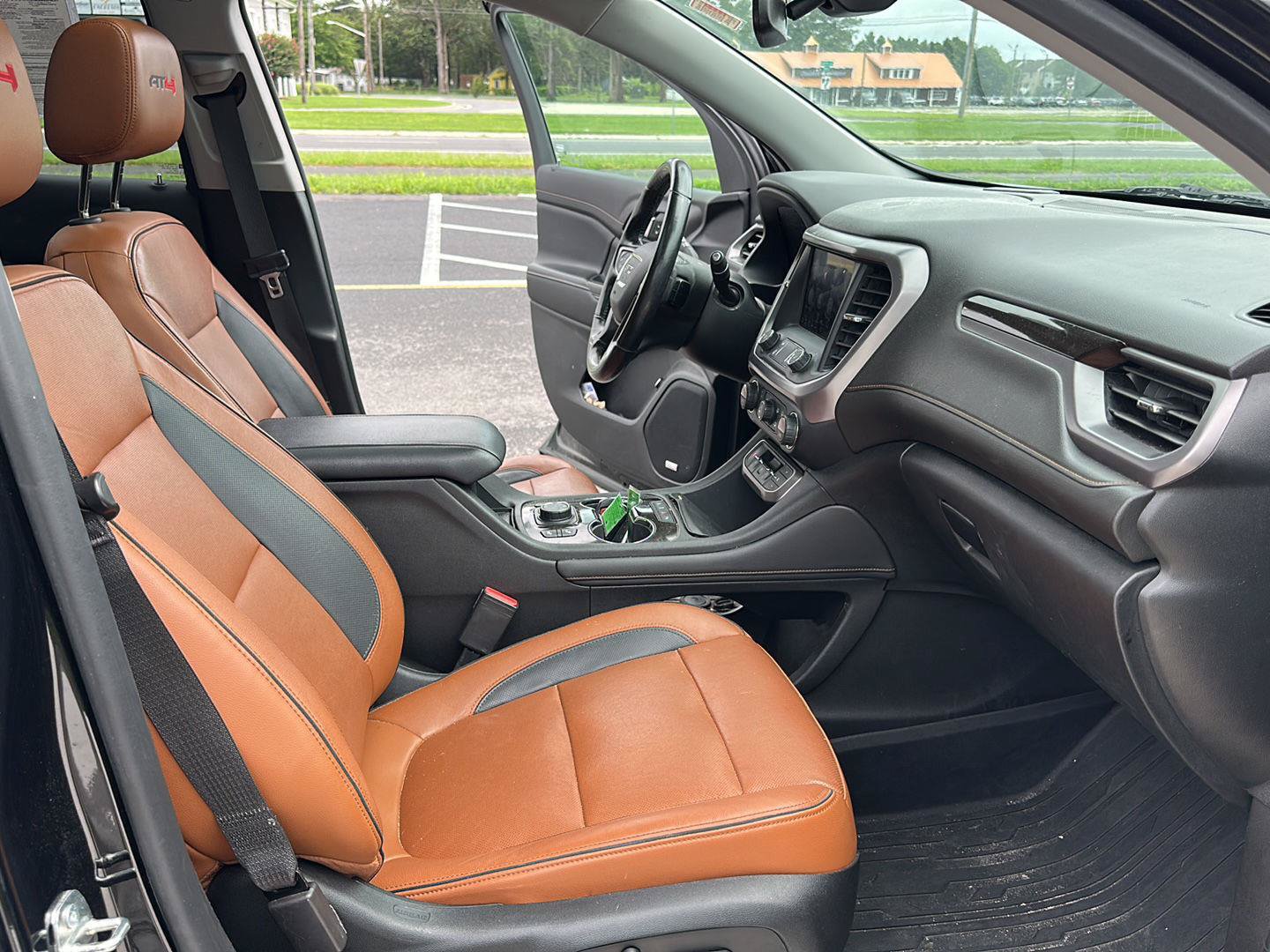 Used 2020 GMC Acadia AT4 w/ Driver Alert Package II AWD/4WD image 15