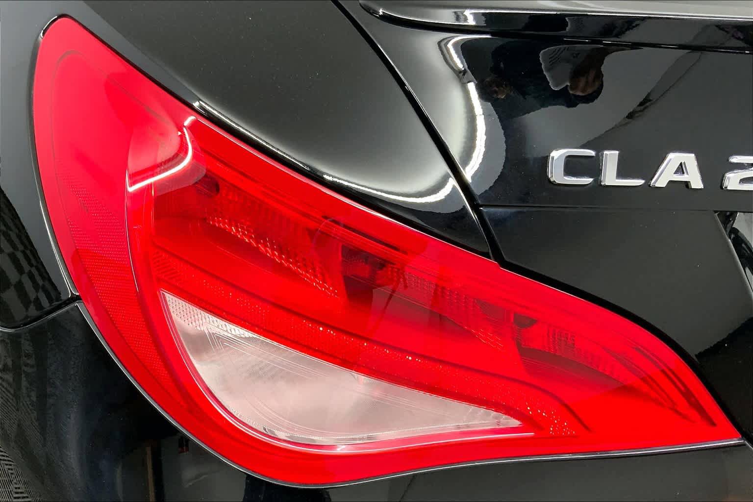 Used 2019 Mercedes-Benz CLA 250 4MATIC image 28