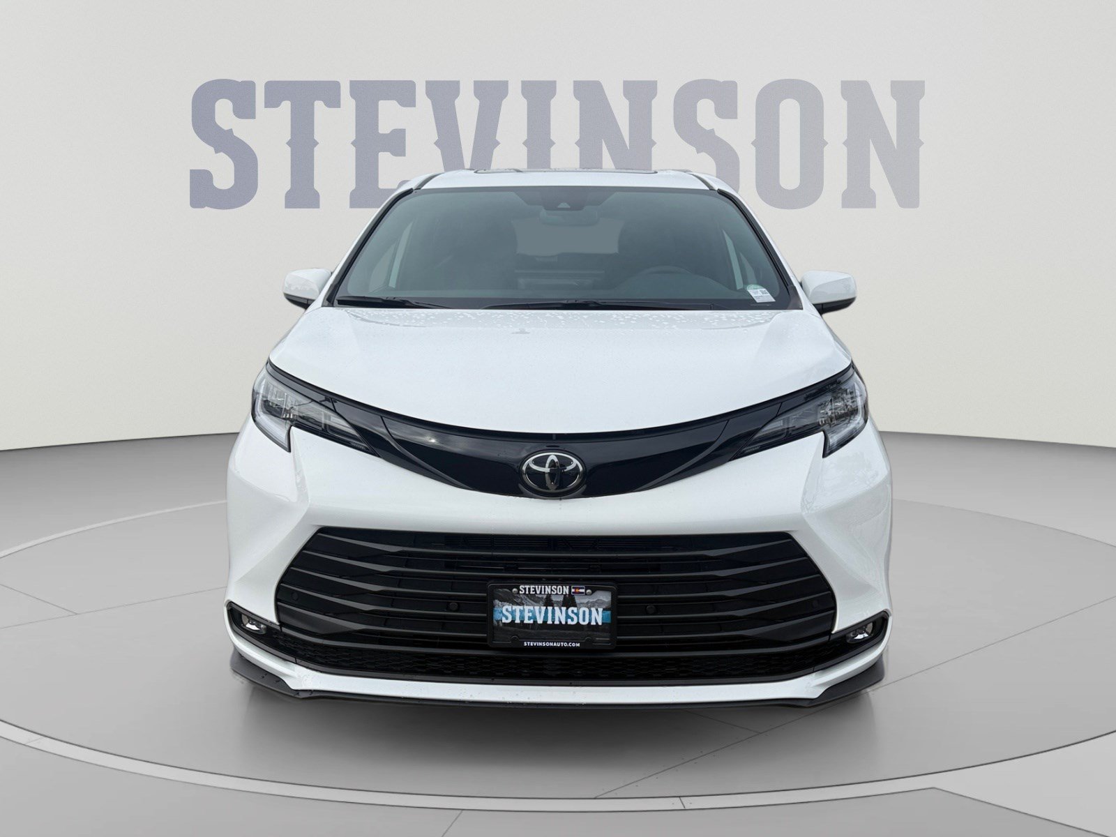 New 2026 Toyota Sienna XLE Woodland Edition AWD/4WD image 8