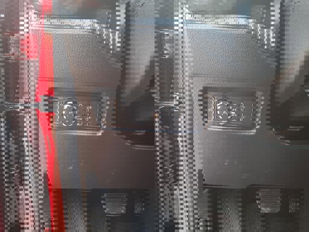 New 2025 Ford Ranger XLT w/ Equipment Group 301A High image 17