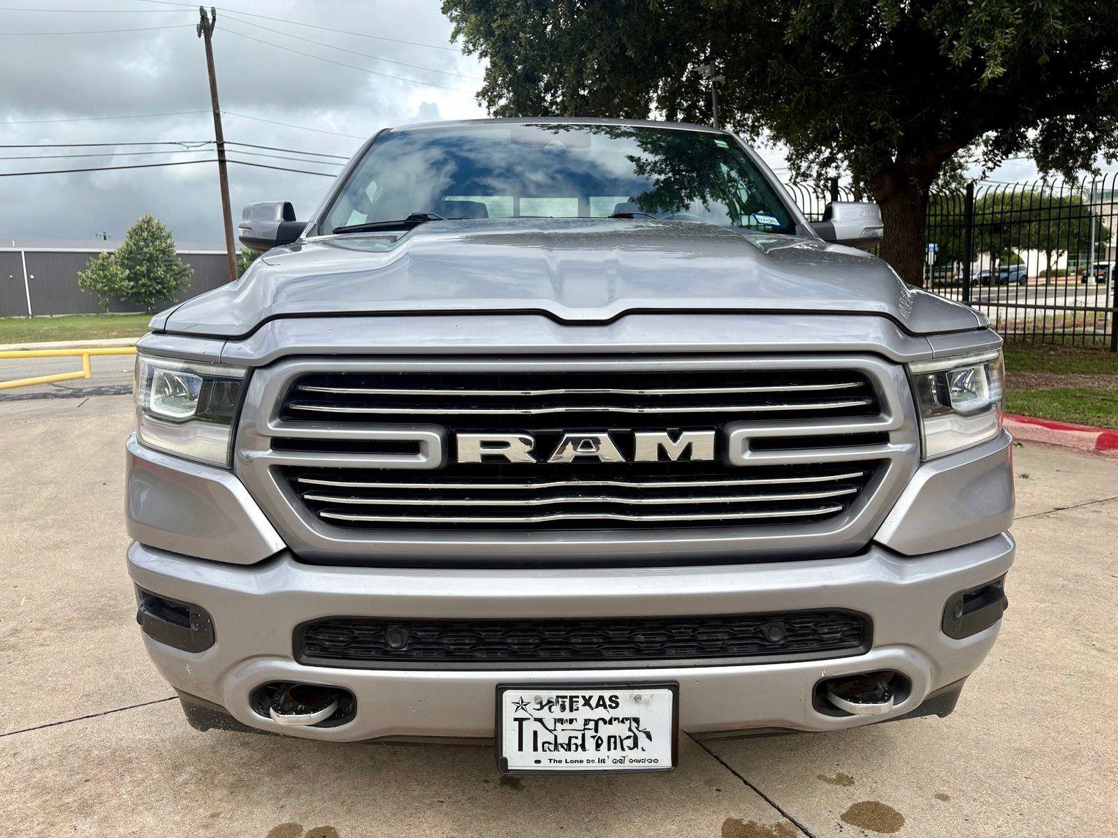 Used 2023 RAM 1500 Laramie AWD/4WD image 6