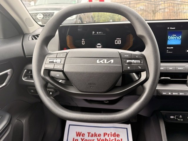 Used 2025 Kia K4 LXS image 21
