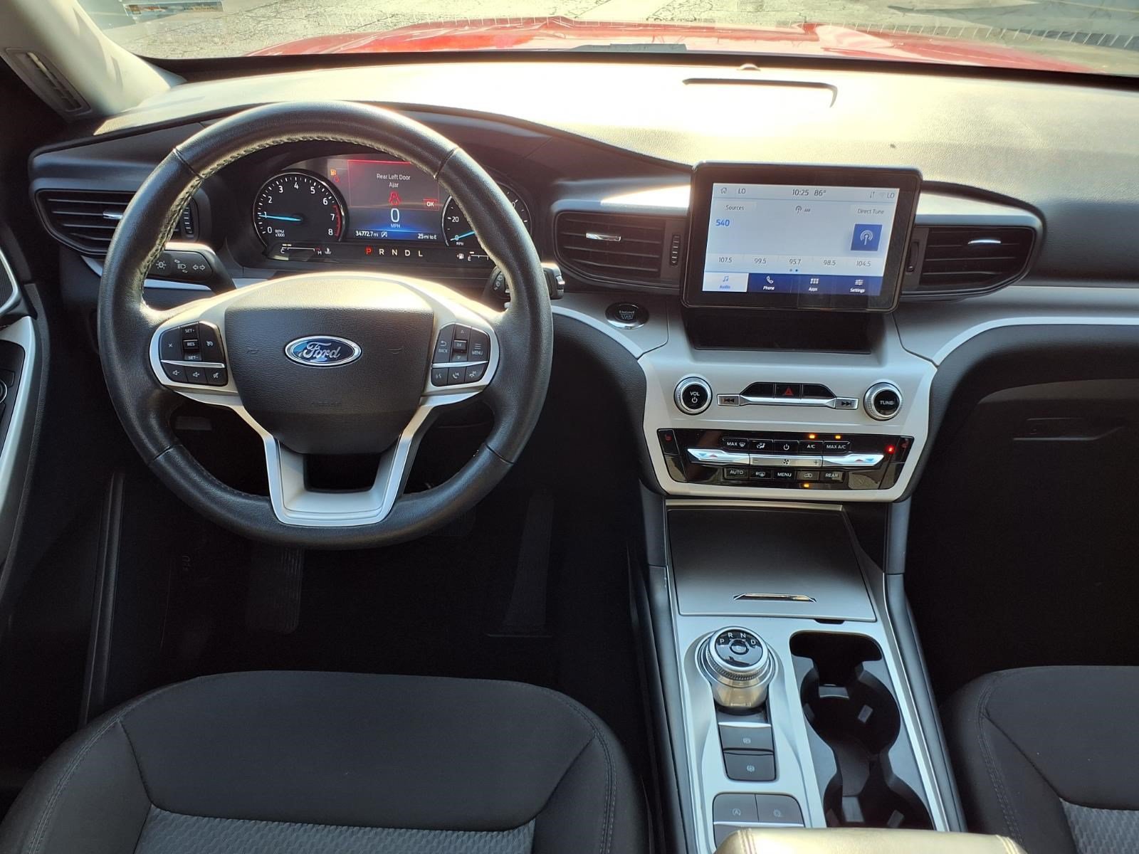 Certified 2024 Ford Explorer XLT RWD image 13