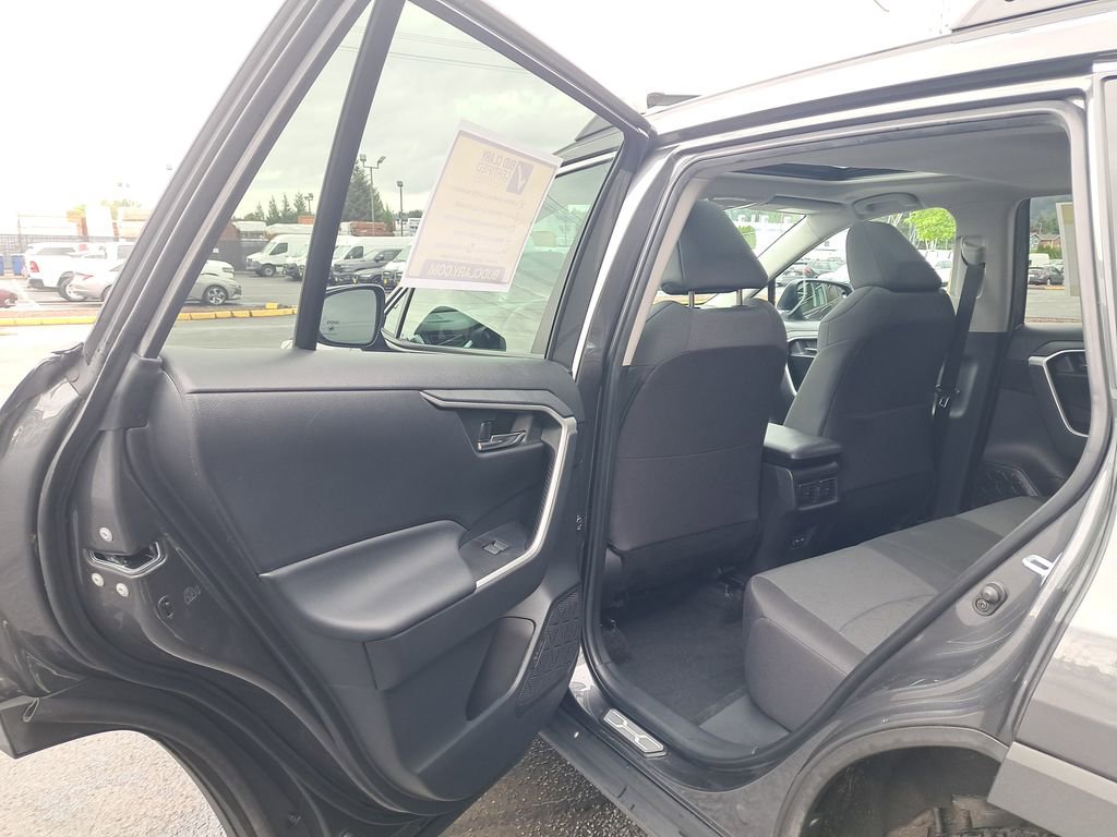 Used 2024 Toyota RAV4 XLE w/ Convenience Package AWD/4WD image 12