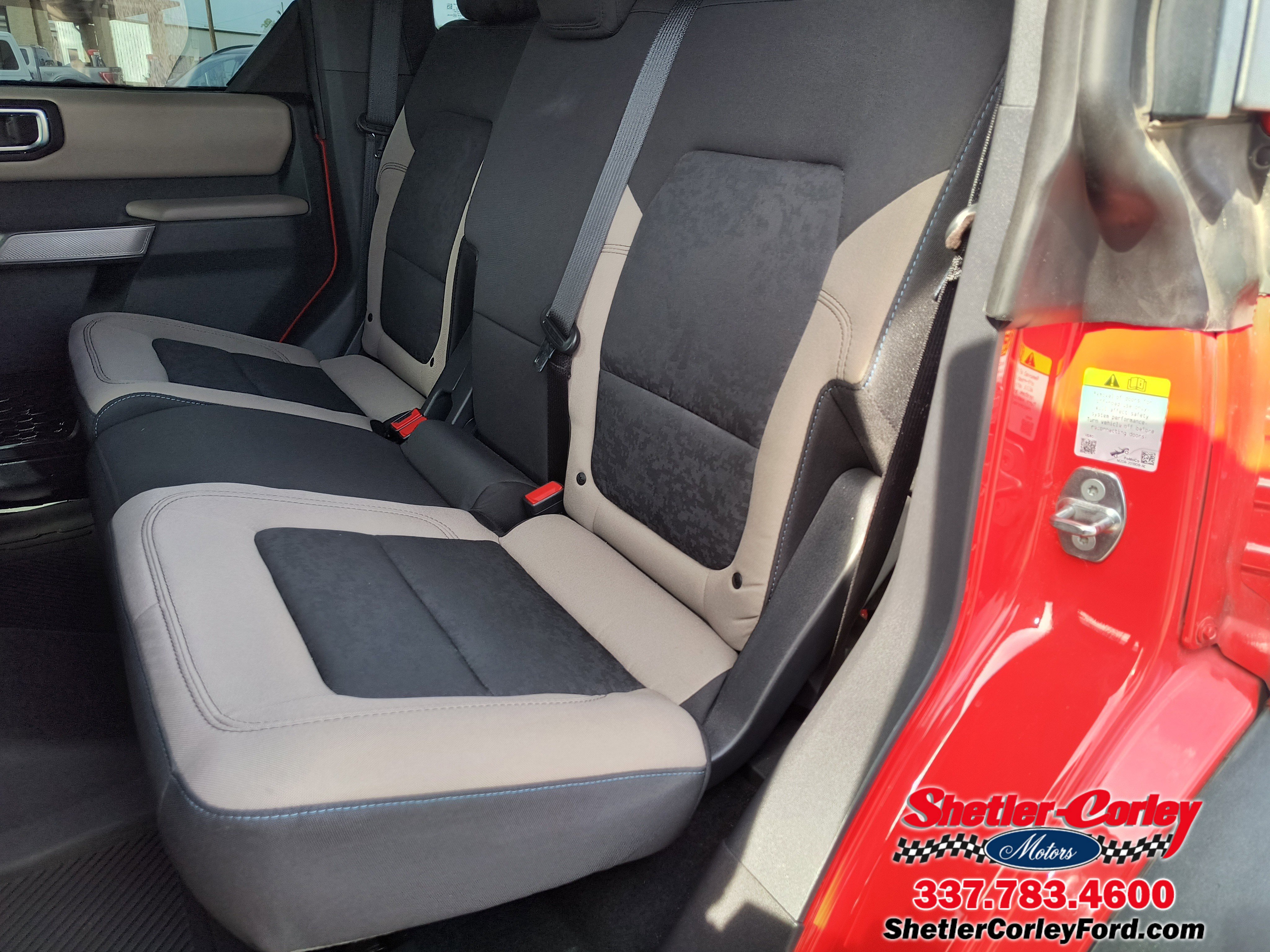 Used 2023 Ford Bronco Wildtrak image 26