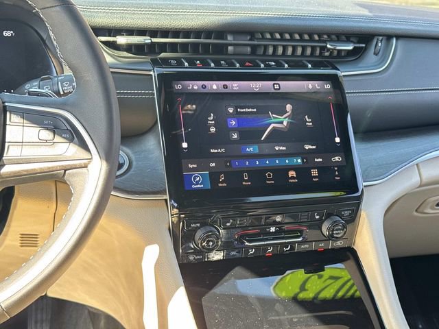 Used 2023 Jeep Grand Cherokee Limited w/ Trailer Tow Prep Group (B) image 27