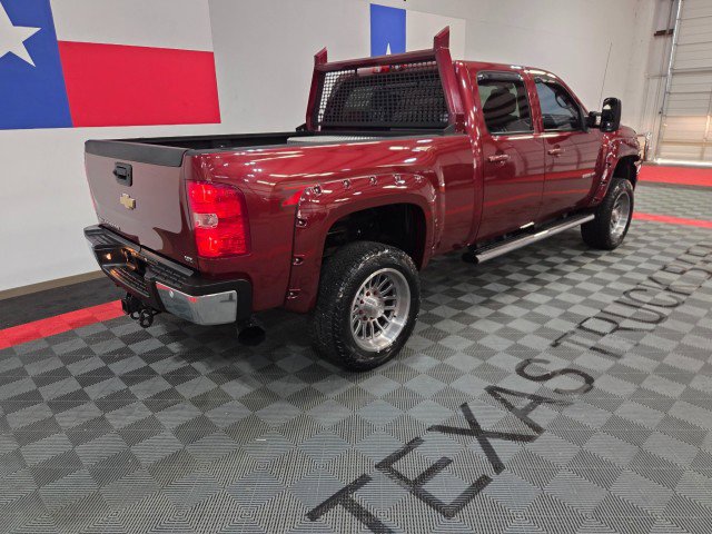 Used 2013 Chevrolet Silverado 2500 LTZ w/ LTZ Plus Package image 26
