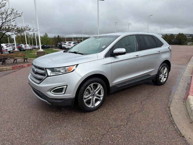 Used 2018 Ford Edge Titanium AWD/4WD image 3