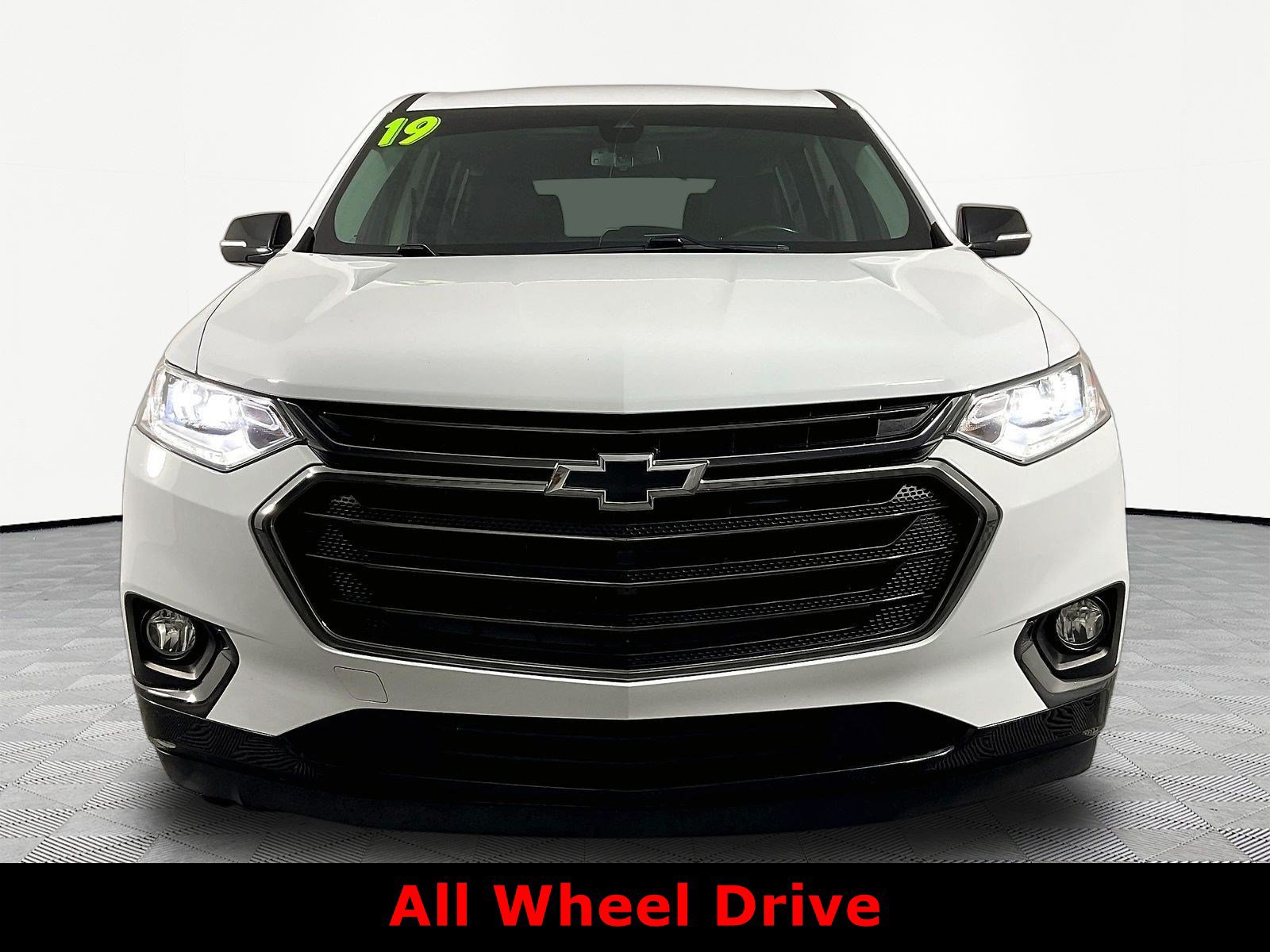 Used 2019 Chevrolet Traverse Premier w/ Redline Edition AWD/4WD image 2