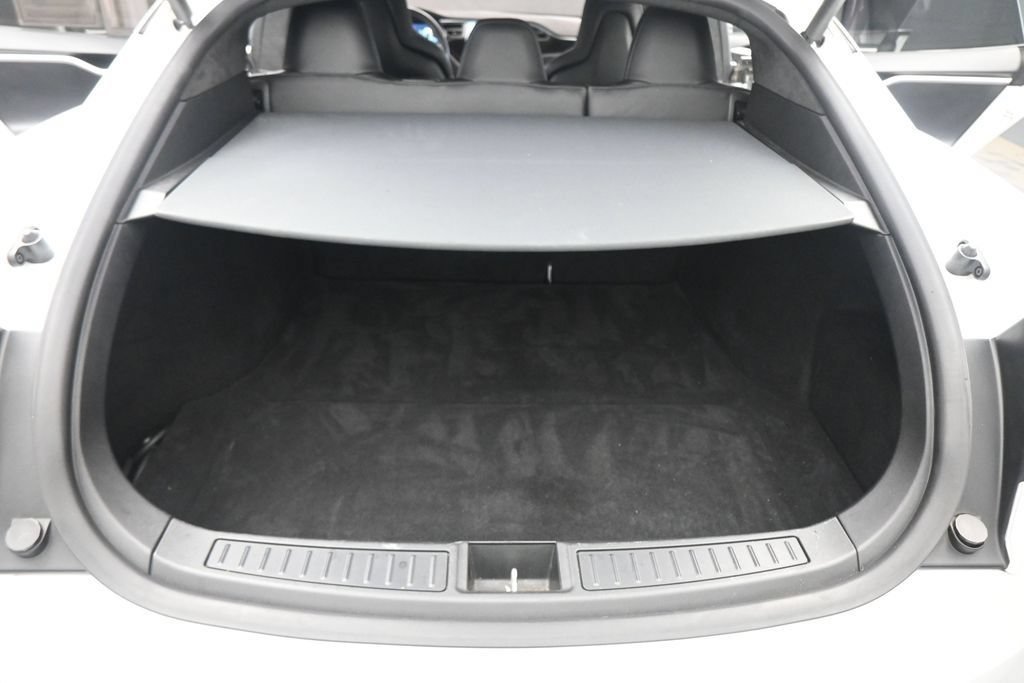 Used 2016 Tesla Model S 60D AWD/4WD image 16