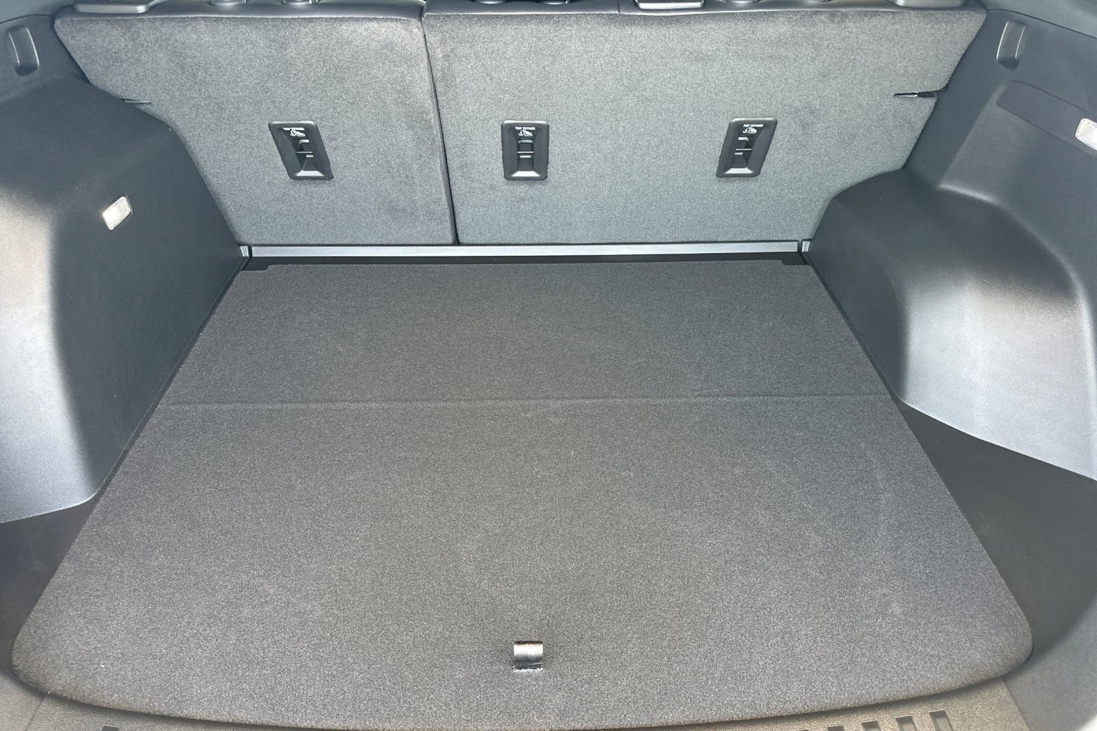 New 2026 Chevrolet Equinox LT w/ Convenience Package II FWD image 16